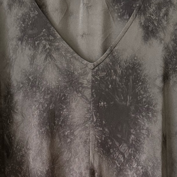 EILEEN FISHER purple cloud tunic, size M - Picture 3 of 3